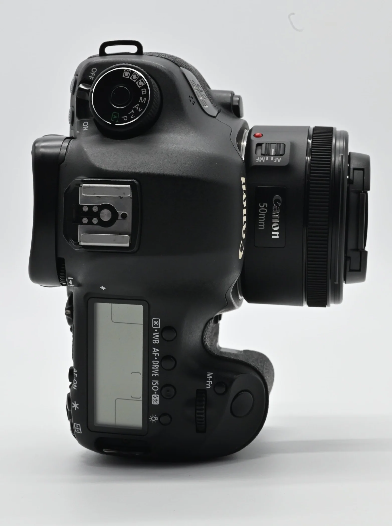 Canon 5D Mark III with 50mm f1.8 STM lens (Used) - Image 3