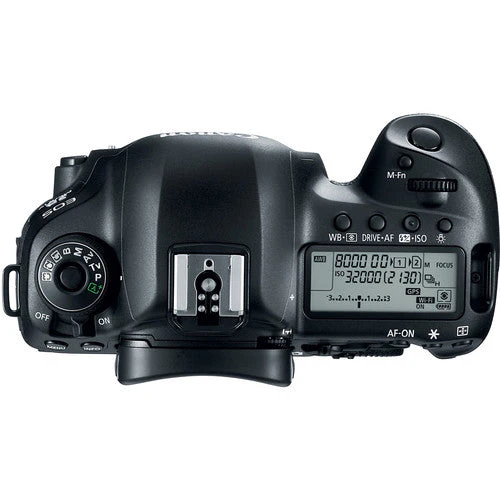 Canon 5D Mark IV with 24-105mm f/4L IS USM lens - Image 5