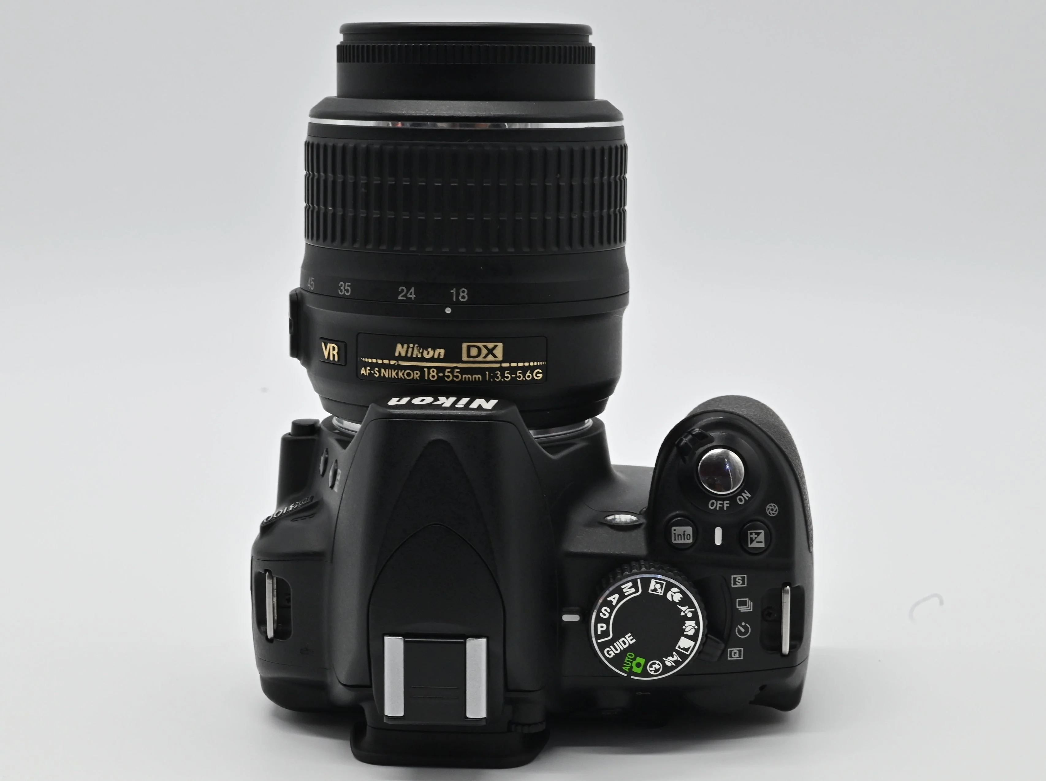 Nikon D3100 with 18-55mm lens - Image 4