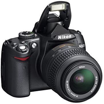 Nikon D5000 with 18-55mm Lens (camera bag included) - Image 4