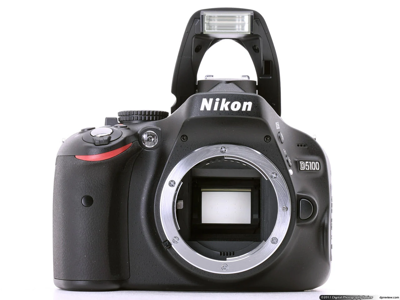 Nikon D5100 with 18-55mm VR Lens - Image 3