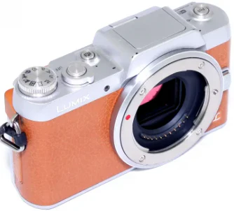 Used: Panasonic LUMIX DMC-GF7 CAMERA - Image 2