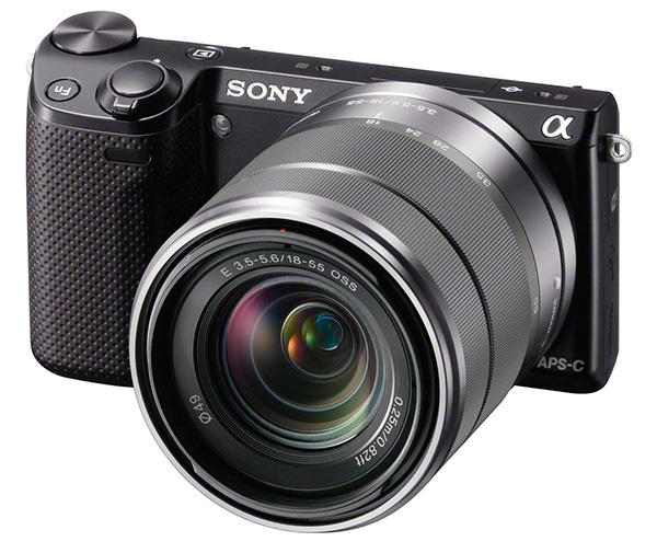 Used: Sony Alpha NEX-5R 16 MP with 16-50mm Zoom Lens